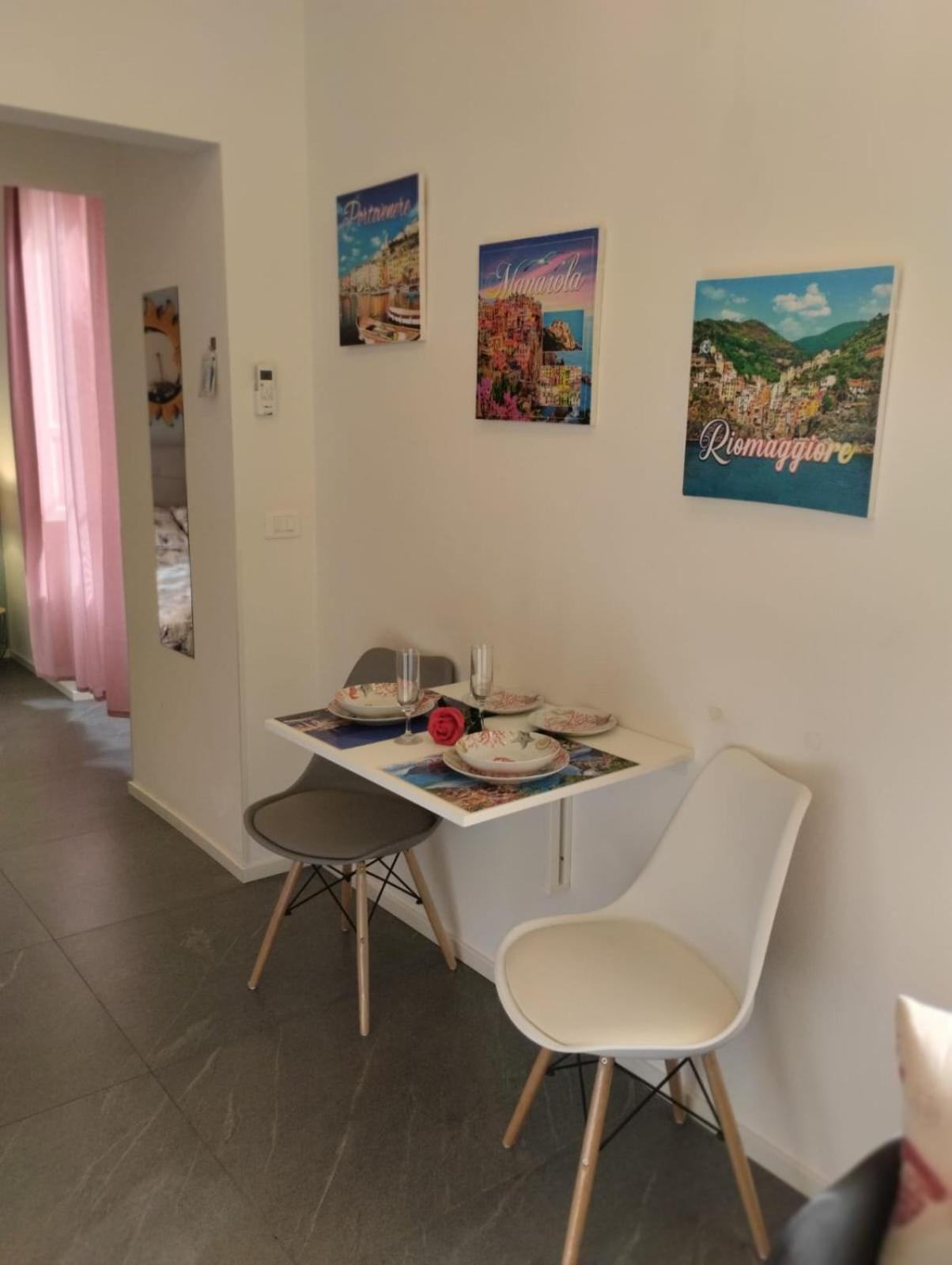 Casa Vacanze Buddy La Tua Base Per Visitare Il Mare Delle Cinque Terre Apartment La Spezia Luaran gambar